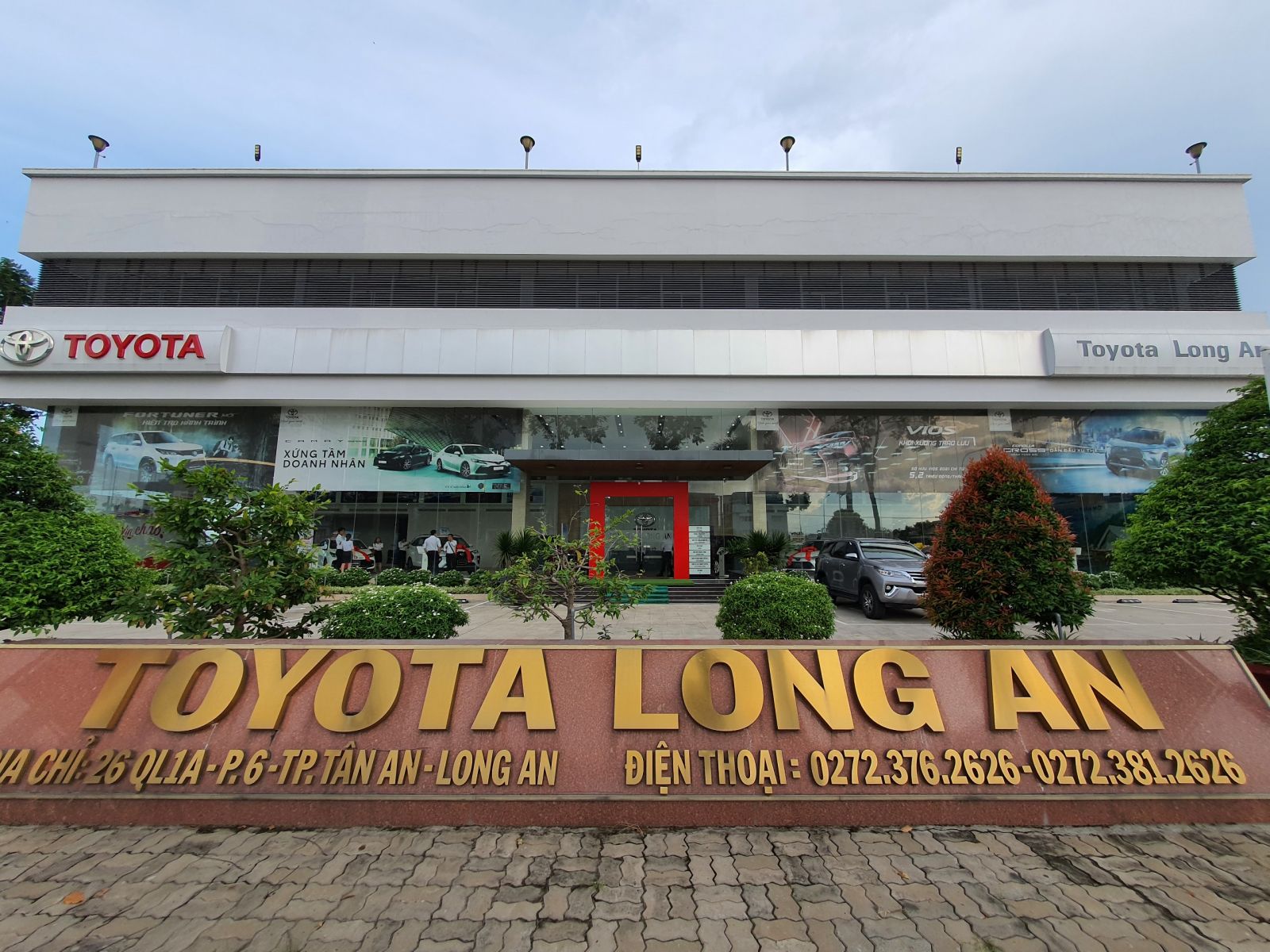 https://toyotalongan.com.vn/