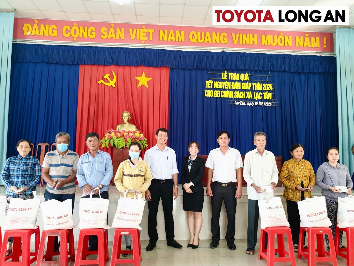 Toyota Long An tích cực thực hiện hoạt động xã hội đầu năm 2024
