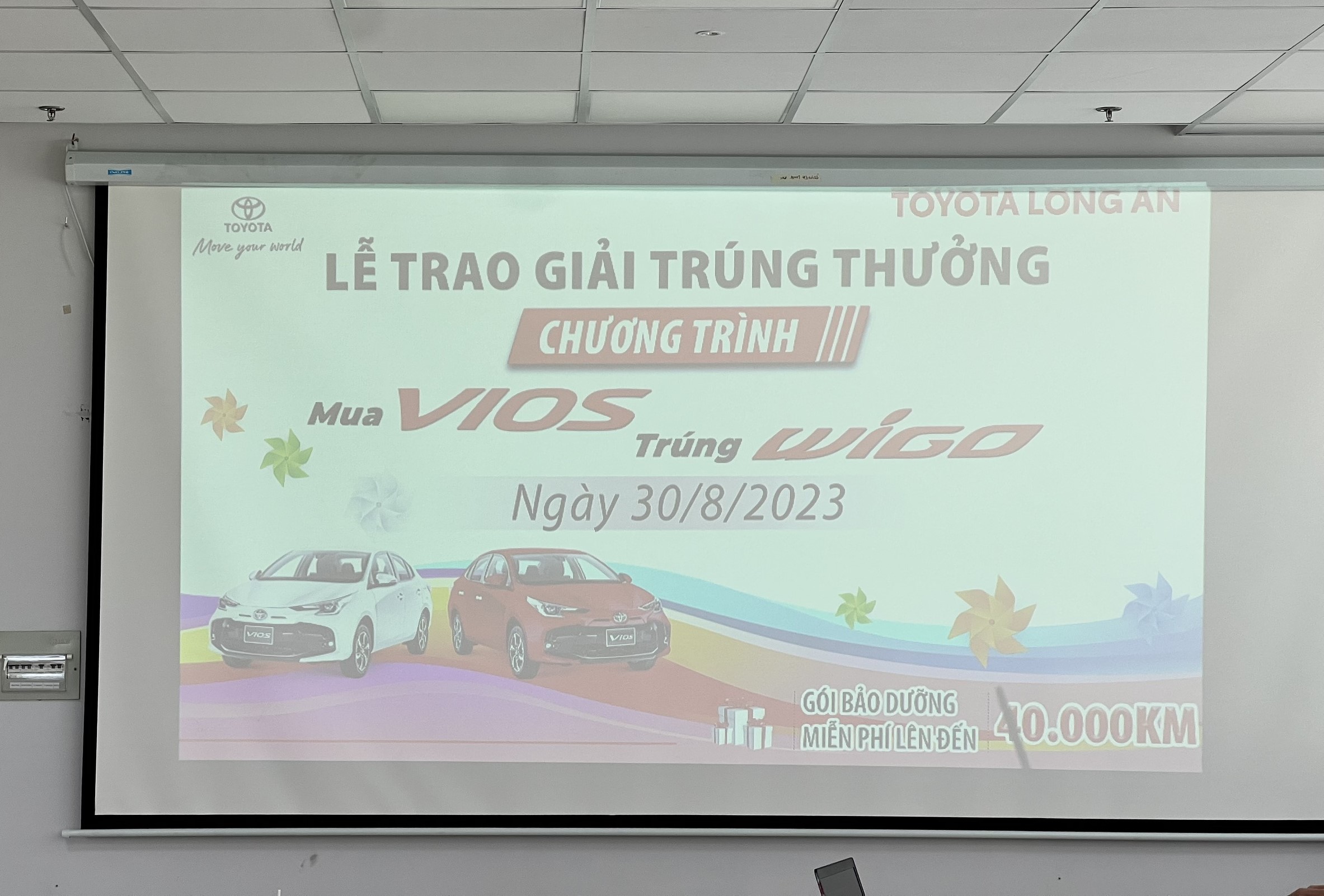 Toyota Long An tổ chức trao giải cho khách hàng trúng thưởng chương trình